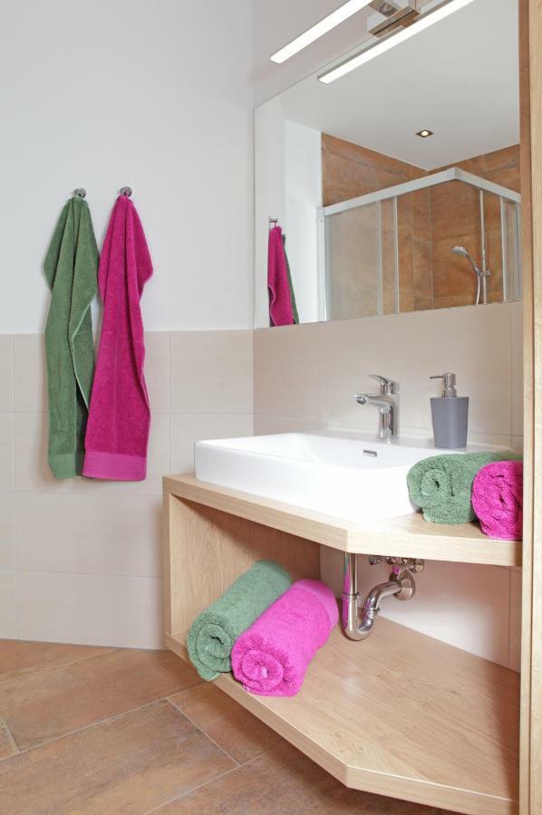 אלטנמרקט אים פונגאו Appartementhaus Mountain Room מראה חיצוני תמונה